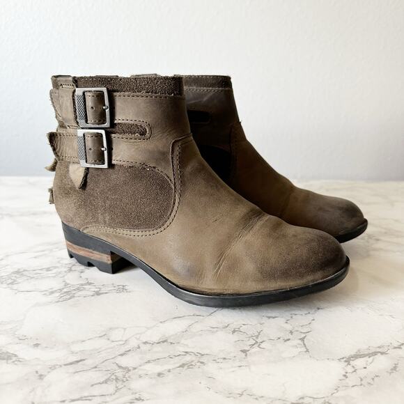 Sorel Lolla Waterproof Dusty Olive Green Leather Ankle Boot Women’s Size 7.5 - Picture 2 of 12